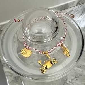 Gold Seashell & Crab Charm Braided bracket - Pink and White